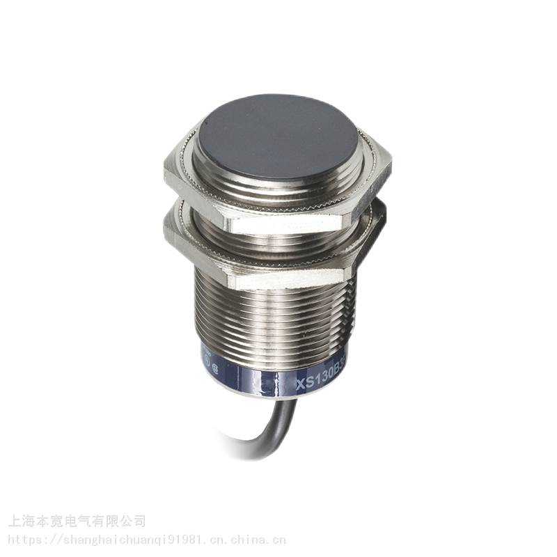 施耐德XS8***A1MPG13电感式通用型接近传感器40*40*118|扁平|塑料|20mm