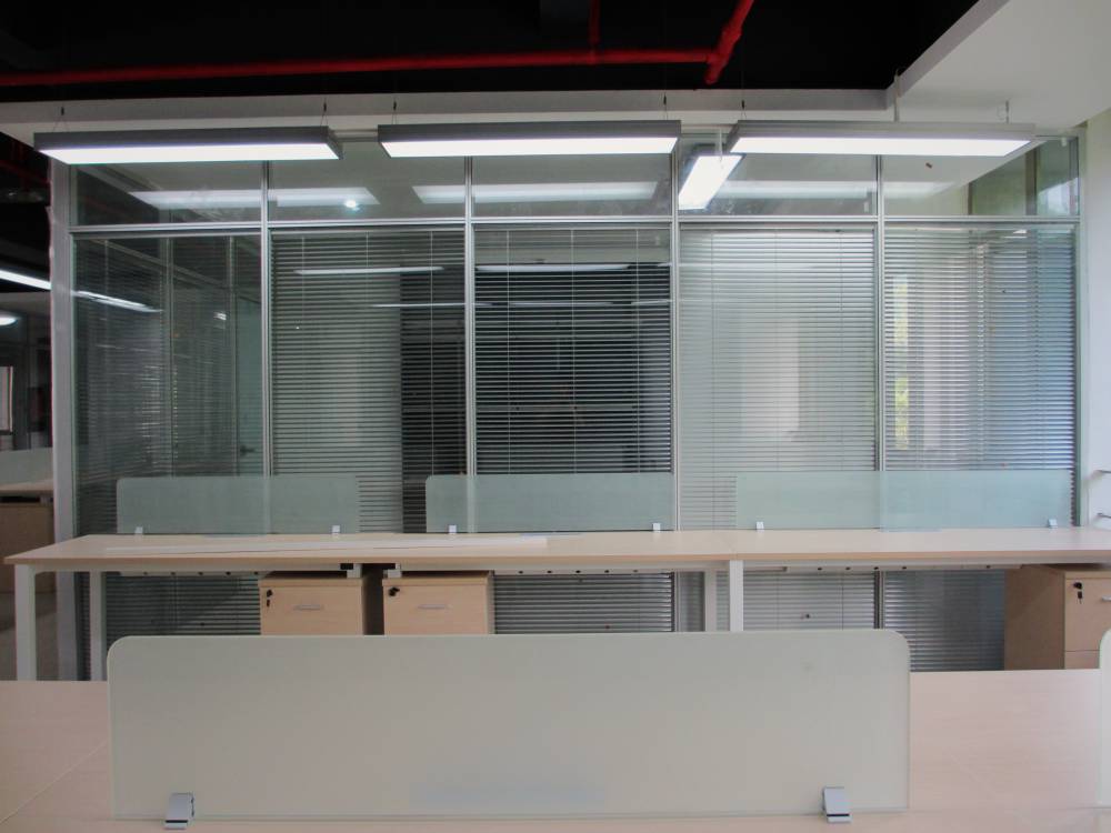 长安厂房改造装修铝合金玻璃百叶隔断厂家定制安装