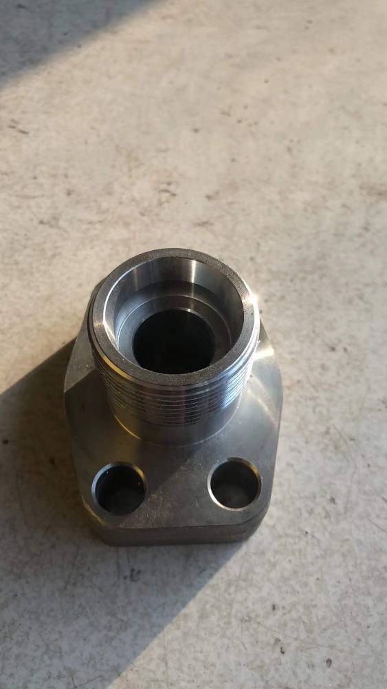 加工定做油泵法兰接头液压法兰接头长源液压油泵配套的油泵法兰油口