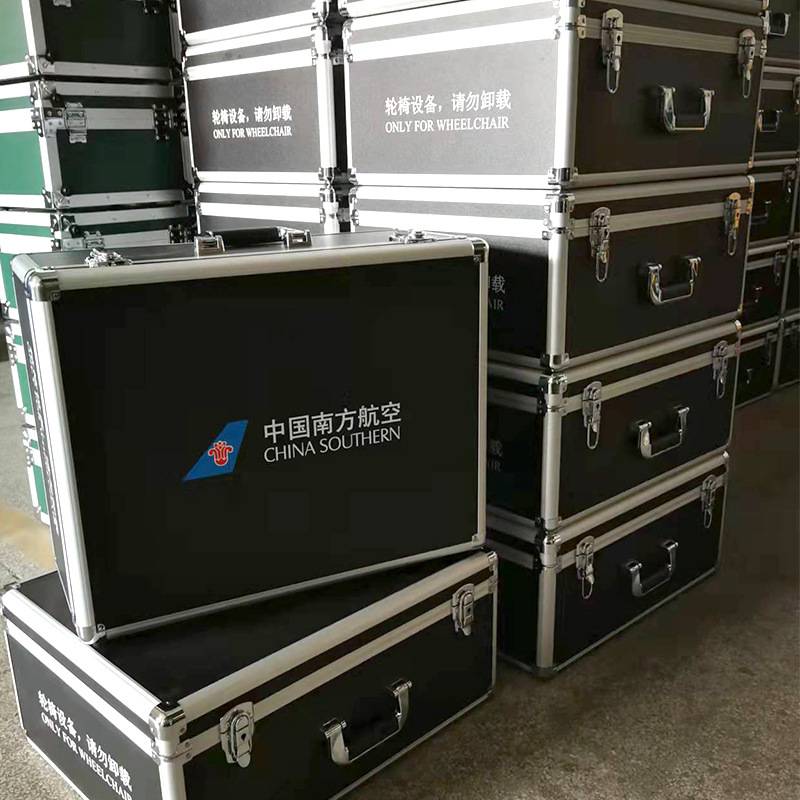 昕宝莱供应LED屏运输箱 运输航空箱定制厂家 仪器设备包装