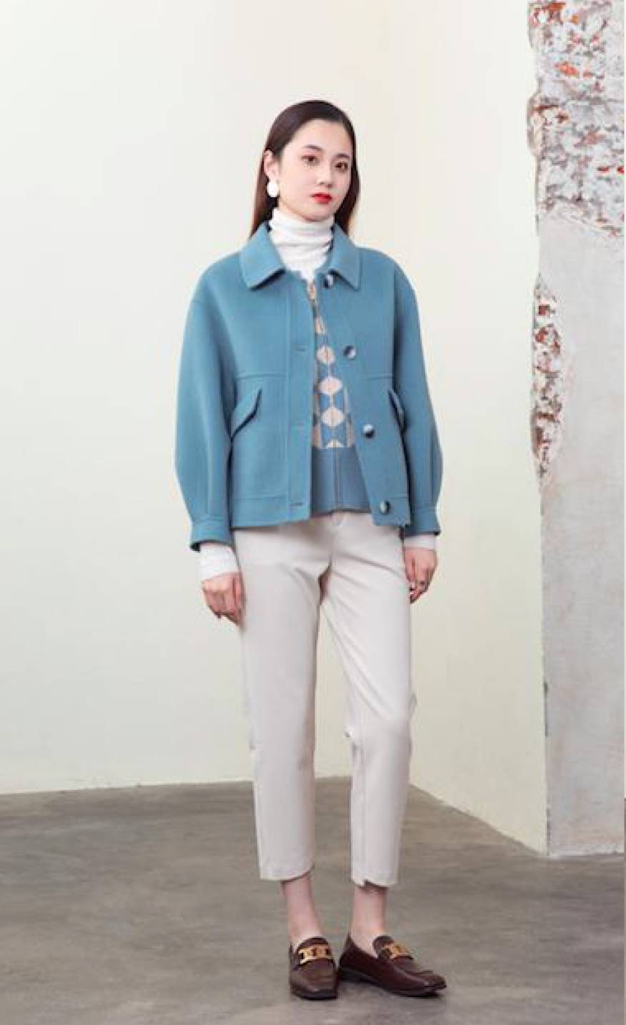 杭州买手品牌osonesing秋冬优雅干练简约品牌折扣女装批发