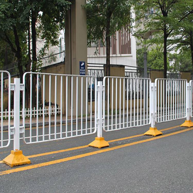 佛山马路中央护栏梅州交通防撞栏杆公路防撞分隔护栏