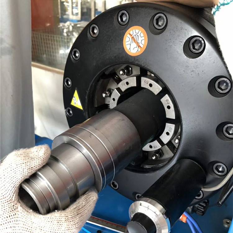 广东厂家供应高压胶管扣管机型号胶管扣压机模具