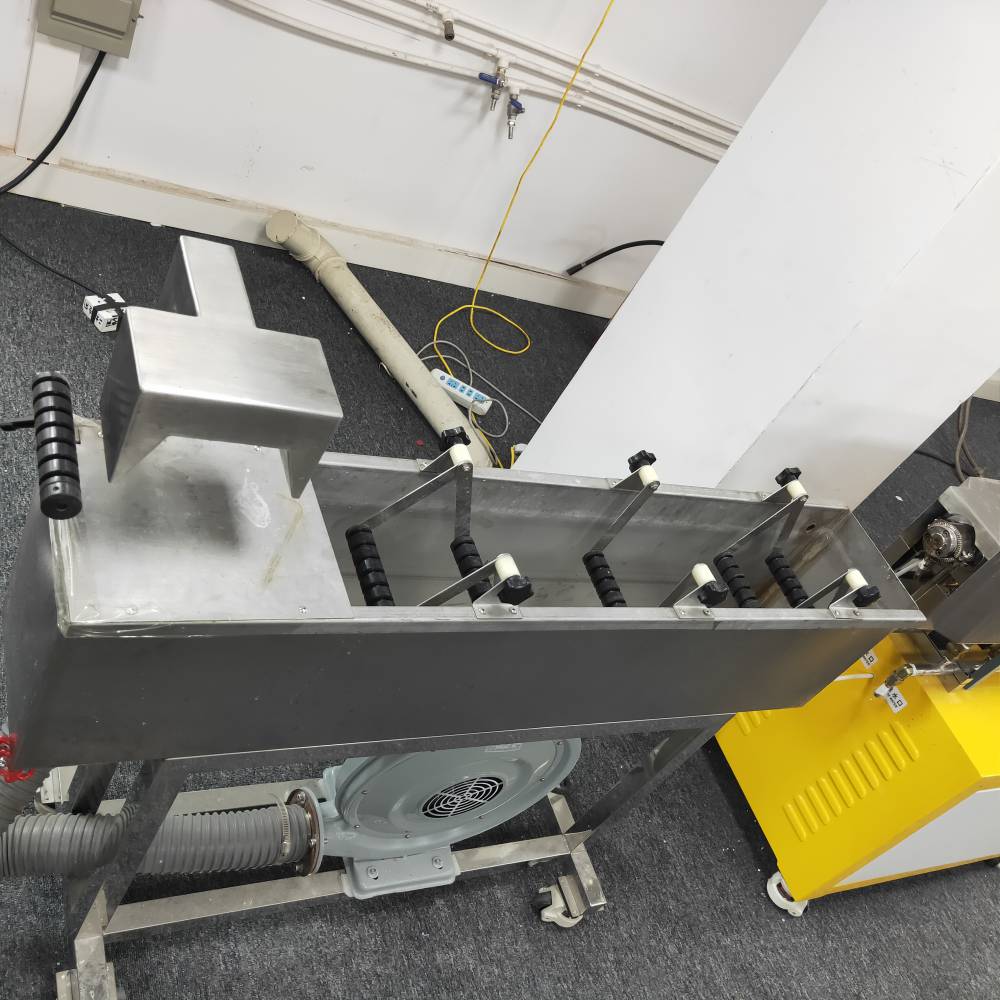 供应pet混合造粒机聚酯纤维切粒机水拉条切粒