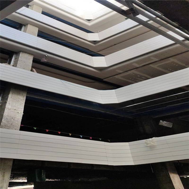 标准施工电梯楼层防护铝单板电梯井包边铝单板按图纸定制厂家