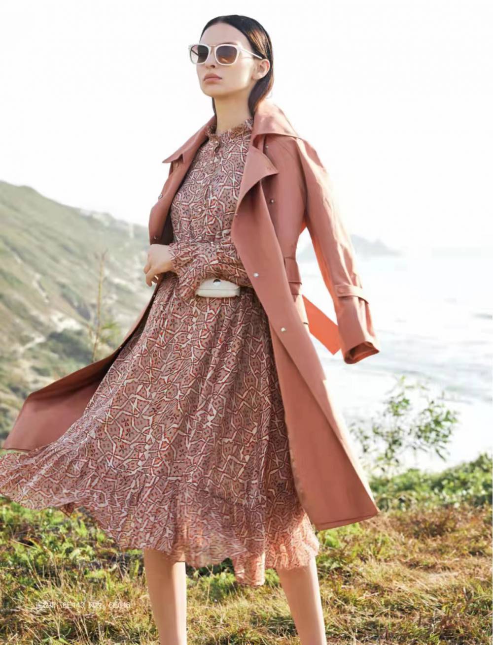 艺梦莱春品牌折扣女装艾安琪女装贝茜妮卫衣女装直播货源