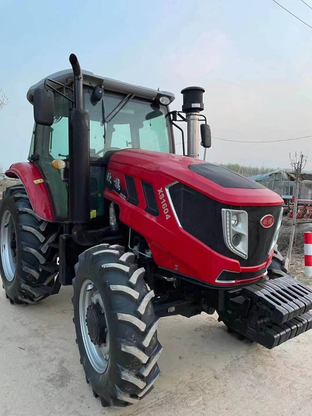 40马力四驱拖拉机价格采购农用大马力水田拖拉机大底盘四轮拖拉机