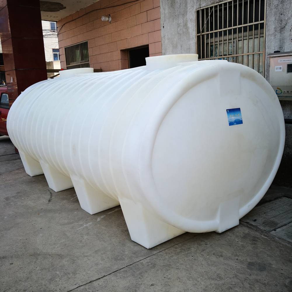 镇江加厚蓝色化工运输罐15吨防腐蚀车载储罐15000l塑料大桶尺寸