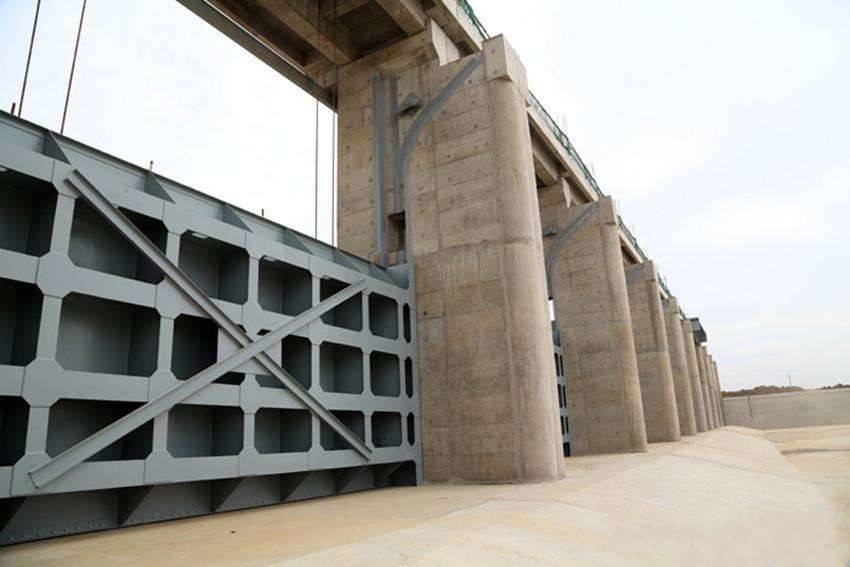 江苏水闸除锈水闸油漆施工承接水闸闸门防腐工程