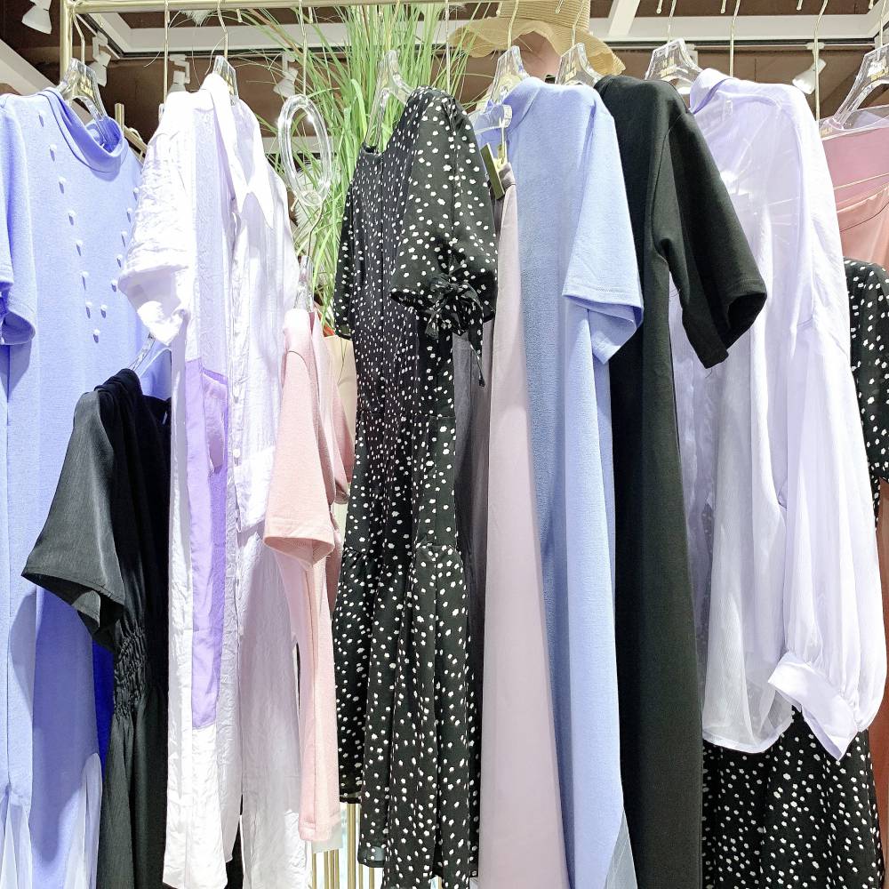 意大利浪漫风情品牌癸妮雅夏装折扣女装认同货源渠道批发进货