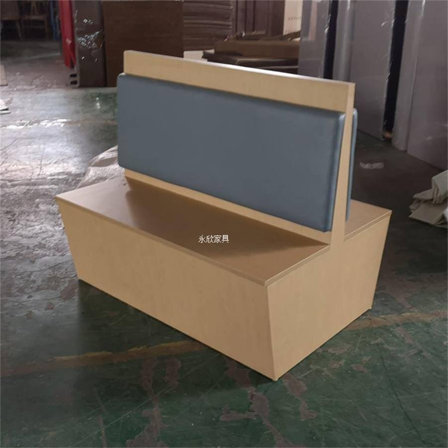 玻璃钢材质的卡座沙发价格是多少呢?