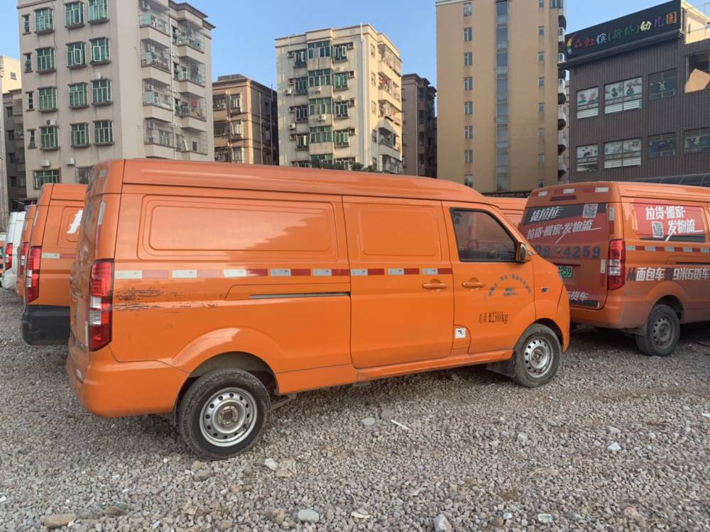 深圳宝安哪里有租电动面包车
