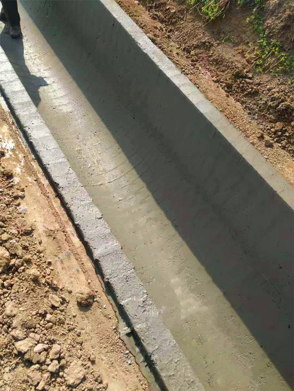 全自动v型渠道成形机矩形水渠预制成型机一对一指导