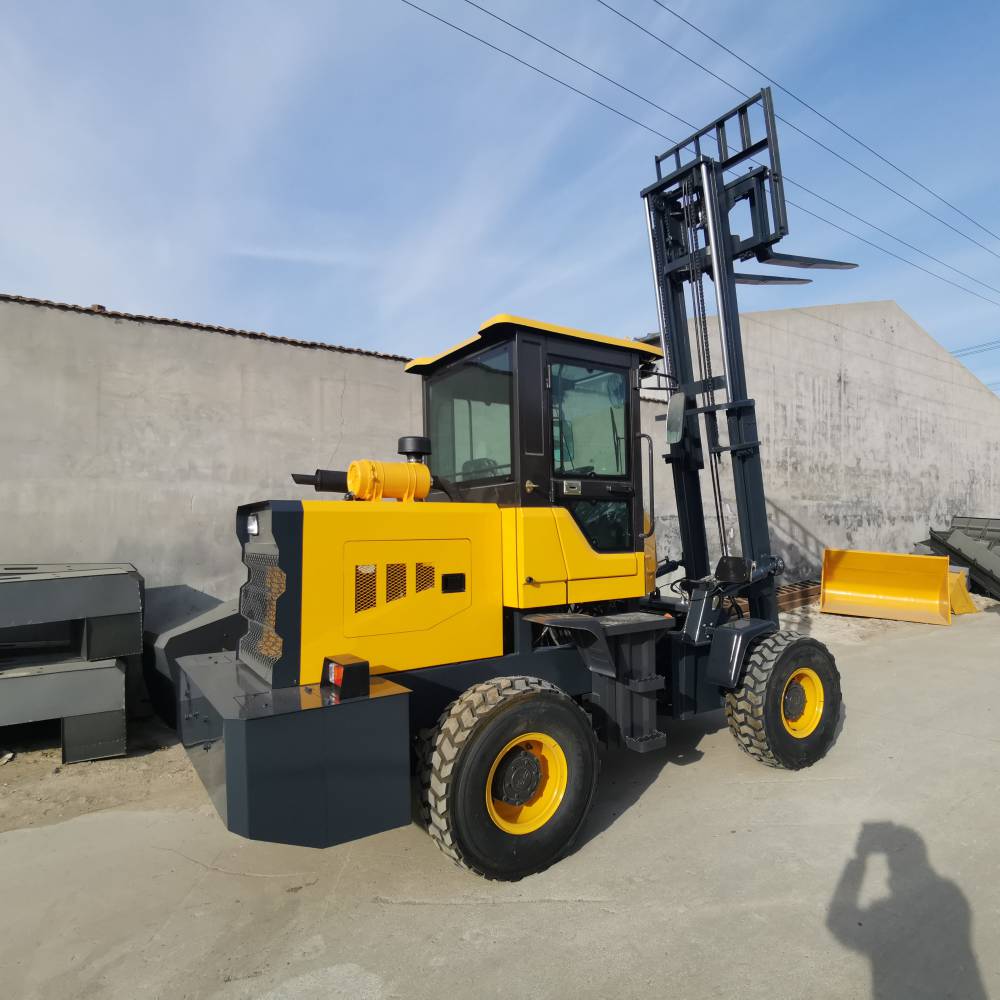 东方红四驱越野叉车 四驱越野叉车小型越野叉车越野叉车生产厂家***