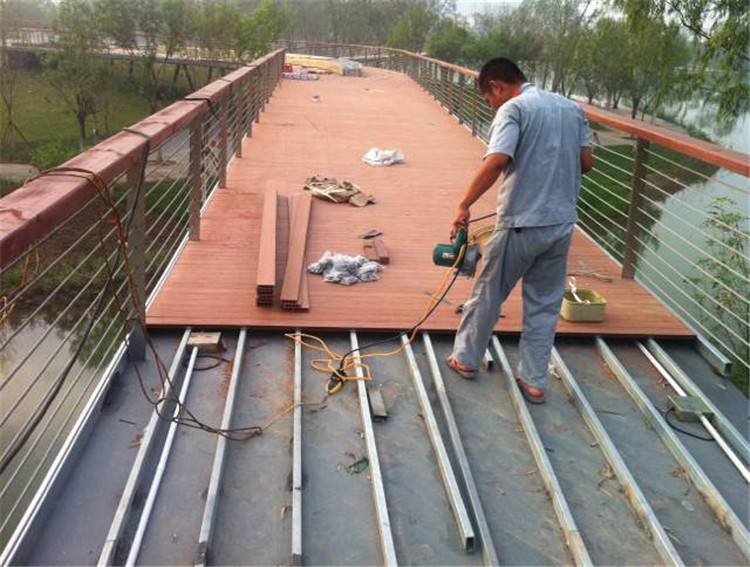 海南140木塑地板安装防晒室外地板