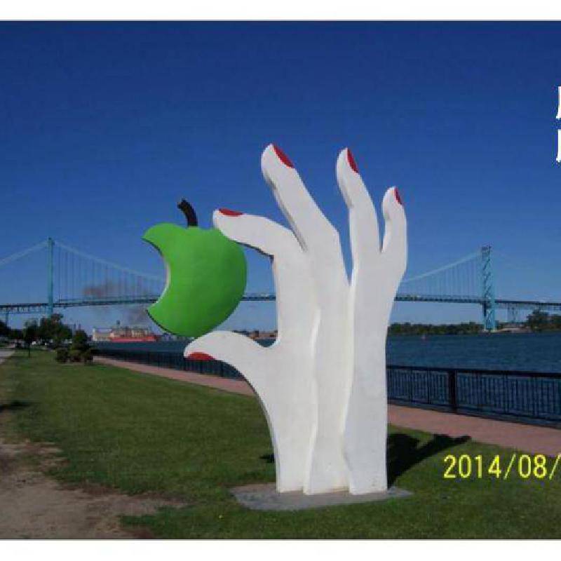 透雕类火炬手雕塑校园主题雕塑编织火炬手雕塑