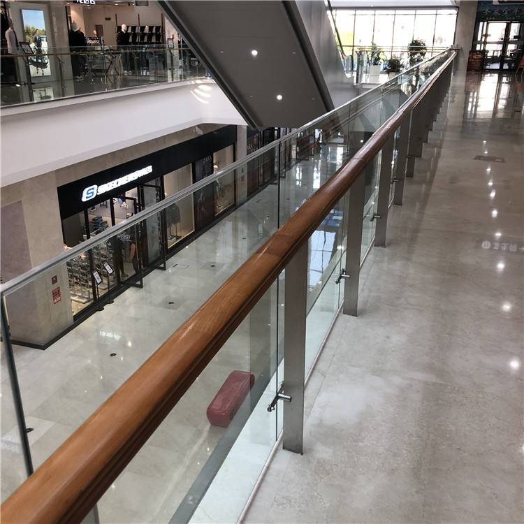 不锈钢玻璃立柱楼道不锈钢护栏