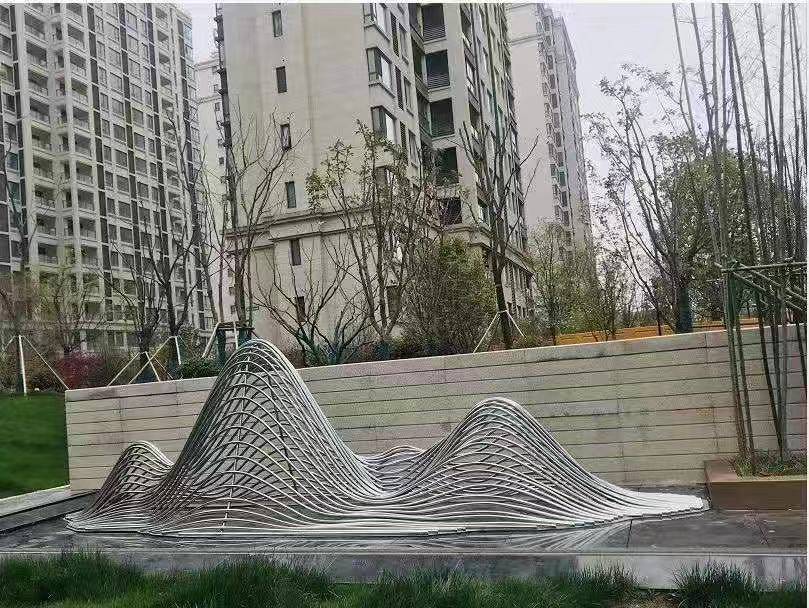 定制不锈钢圆管山形雕塑艺术水景雕塑制作不锈钢假山高清图片