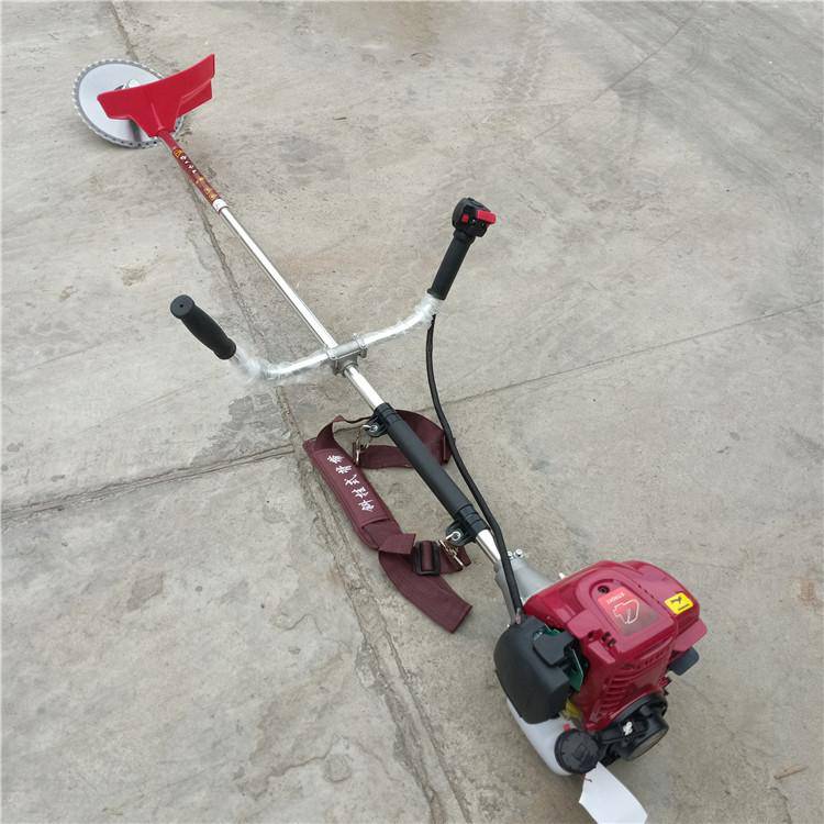 二冲程汽油割草机果园小型背负式锄地机宏泰农用斜跨式除草机