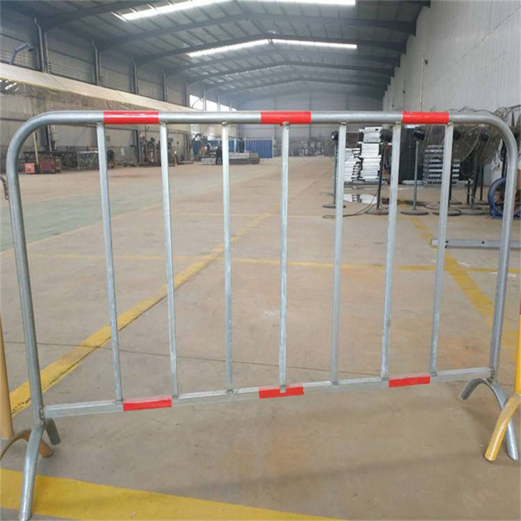 灵活移动栅栏活动现场防护栏景区收费站排队护网
