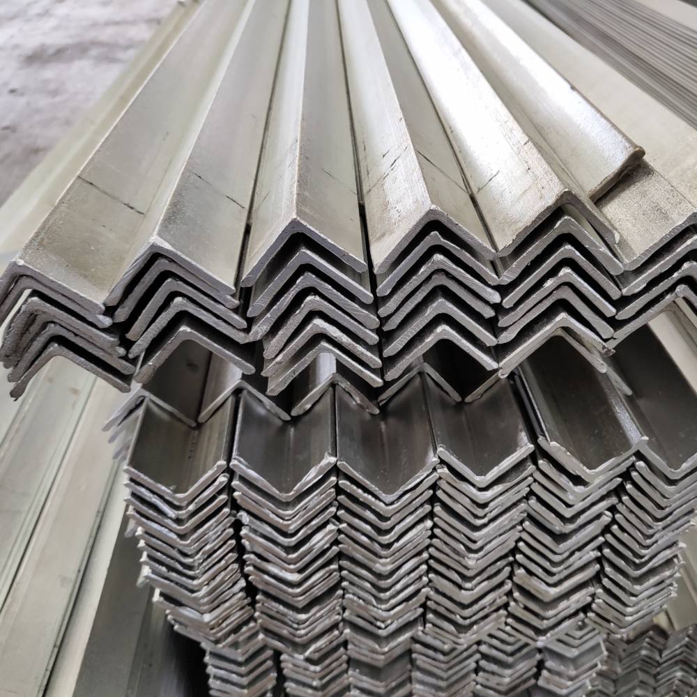 陕西安康角钢等边角钢边宽5050边厚5热轧等边角铁q355b电塔角钢下差