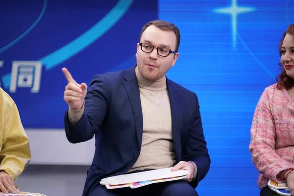 加拿大留学生Eric Muellejans发表意见