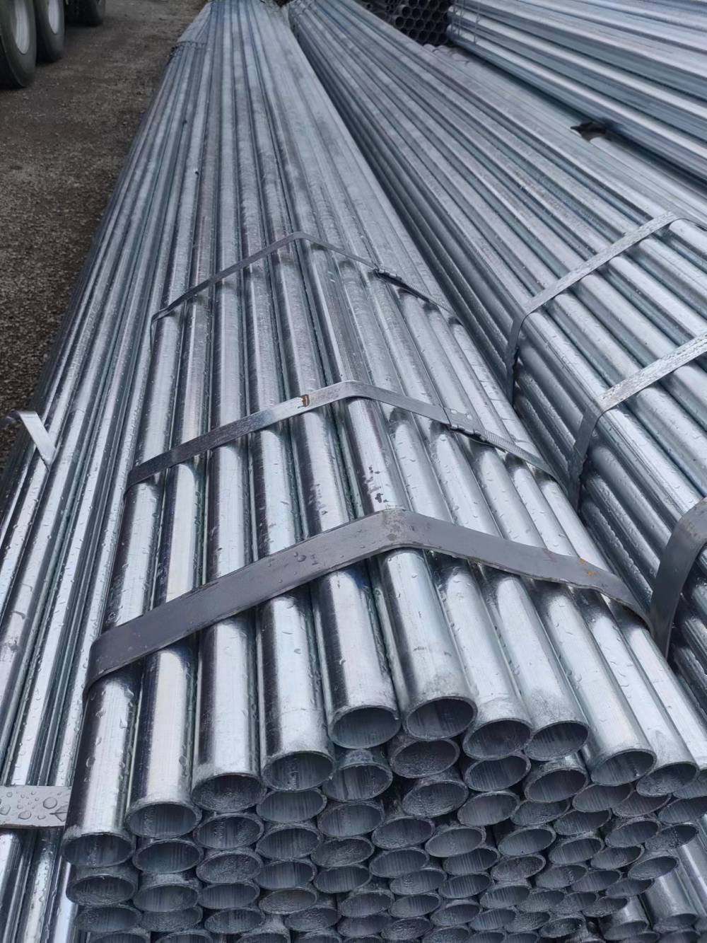 dn15镀锌钢管一米价格华岐热镀锌管锌层厚度达标