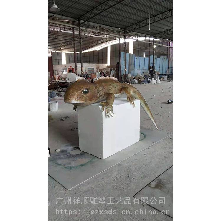 动物鹿玻璃钢 玻璃钢动物卡通雕塑 产地货源 祥顺雕塑