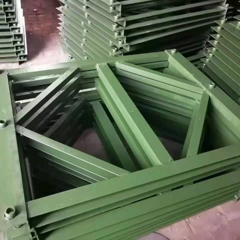 还有一种200型贝雷片,贝雷螺栓分为镀锌和发黑两种规格贝雷销材质45号