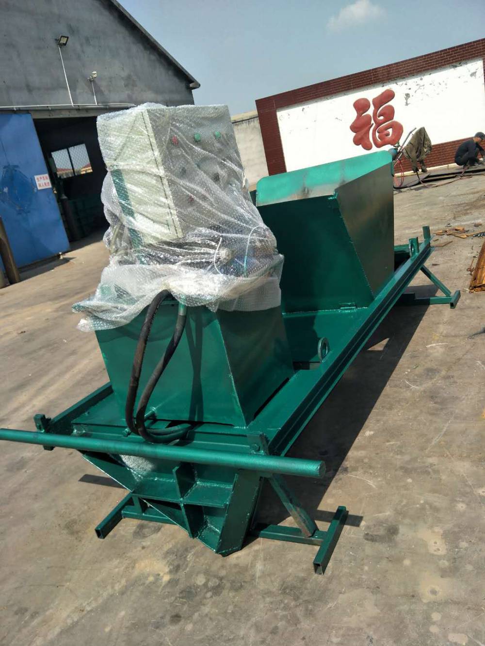 u型槽现浇机械矩形边沟成型设备水沟成型机全自动按需定制