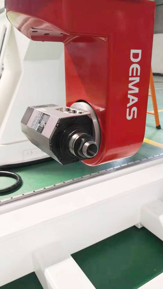 五轴联动加工中心五轴摆头欧洲进口品质