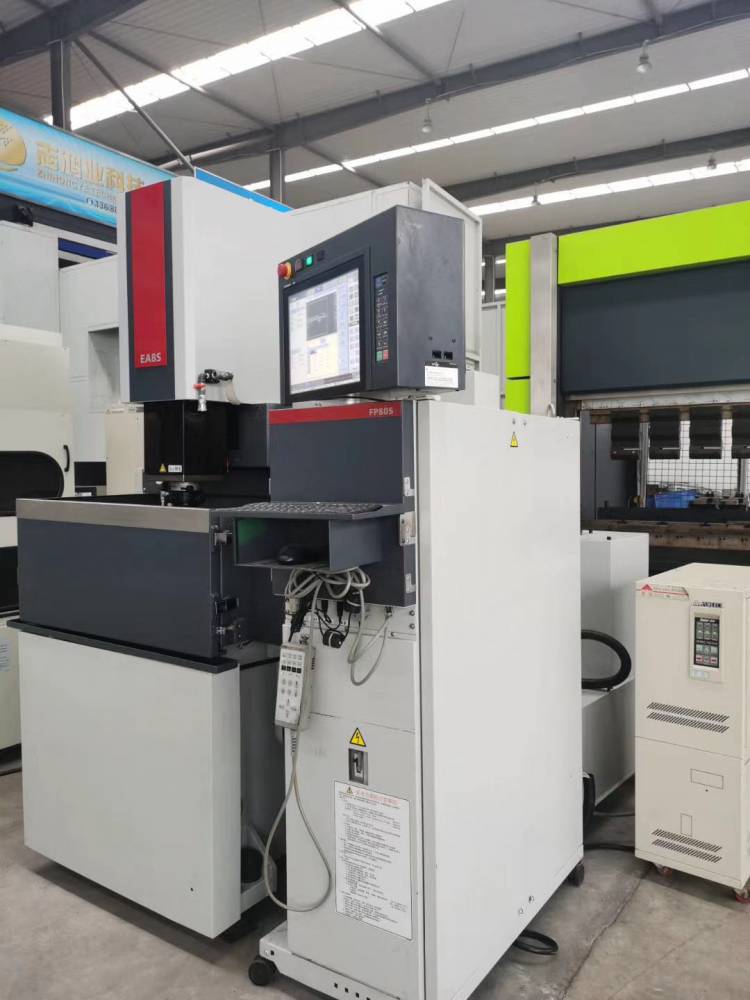 转让三菱火花机ea8s