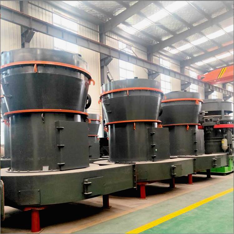 石灰石超细雷蒙磨铝矾土熟料磨粉机矿粉加工机械图片