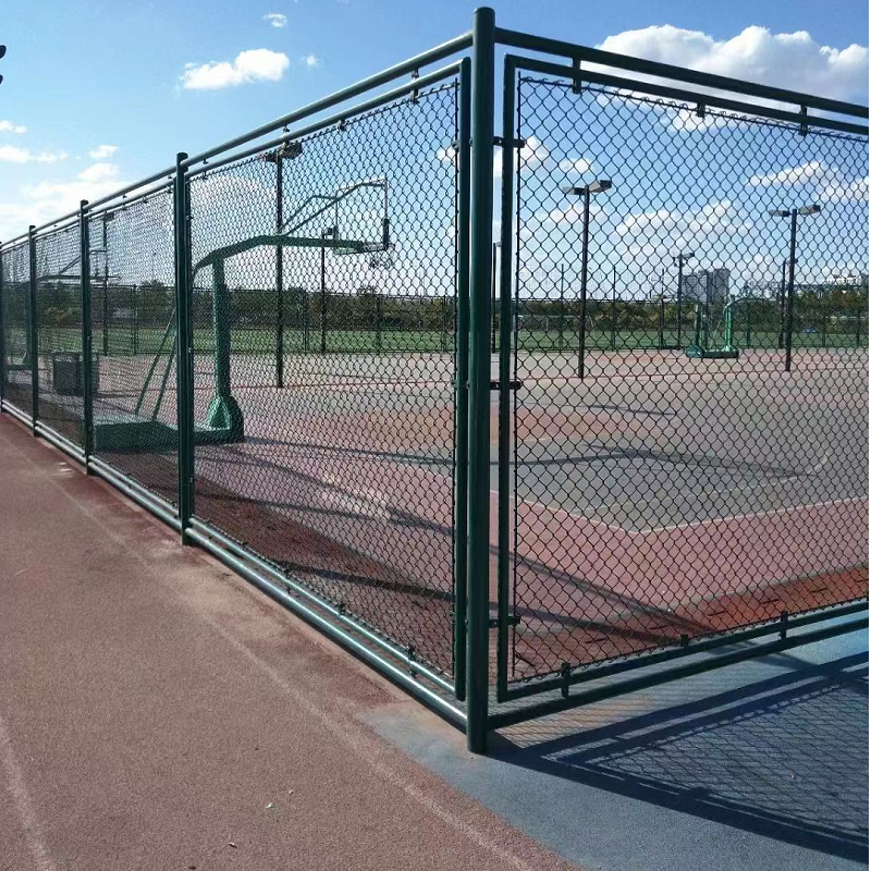 球场围网勾花球场围网笼式球场围网学校球场围网球场围栏网供应