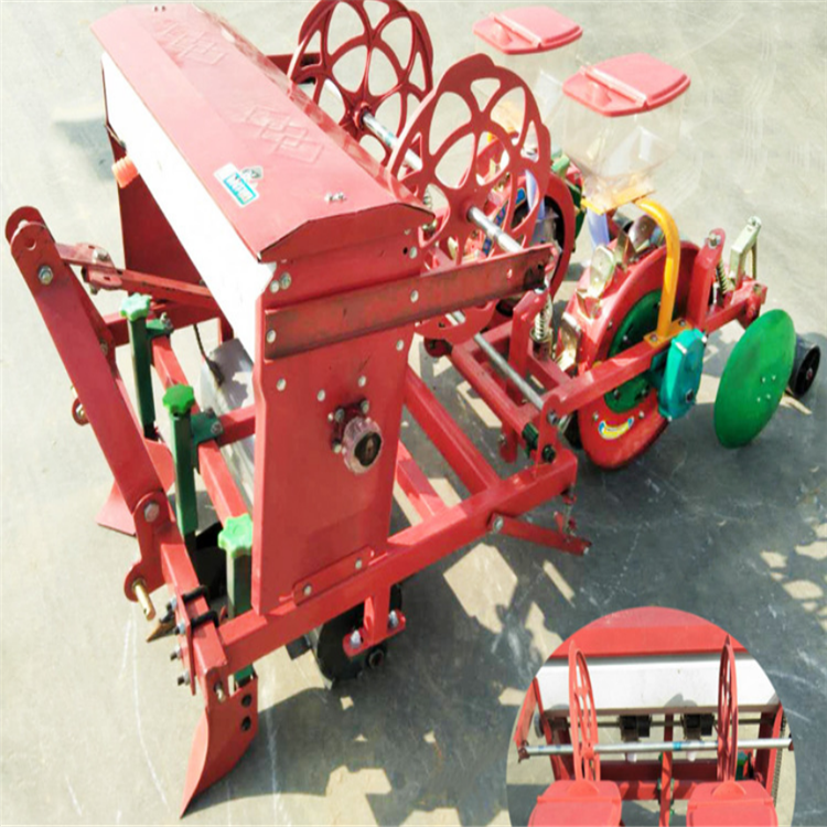 明投4行鸭嘴盘膜上打孔花生精播机减少地表蒸发减少水肥流失图片