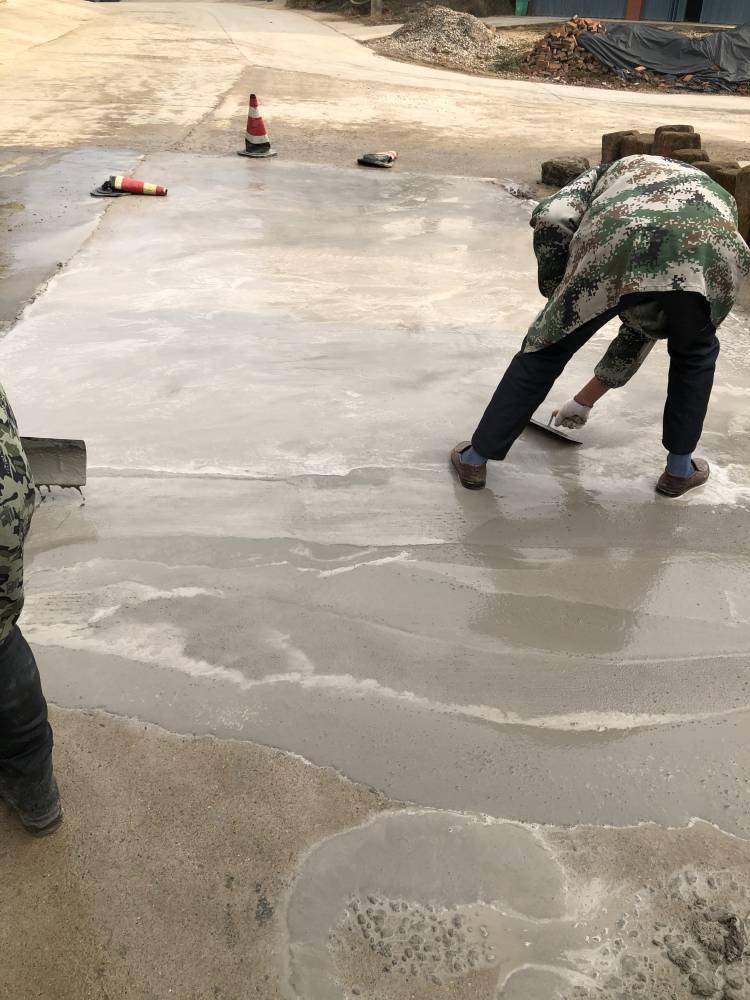 太原市混凝土道路修補料治理各種路面表層病害問題強度高凝固快圖片