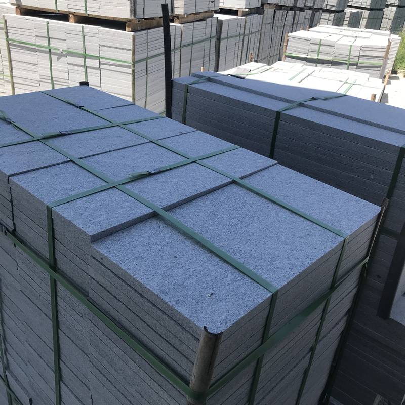 湖北g655芝麻灰 芝麻灰车止石 深灰板材批发 芝麻灰别墅干挂