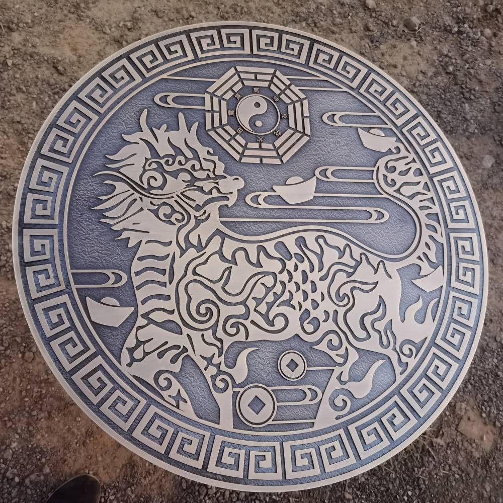 球墨铸铁镀铜井盖镁铝板浮雕仿铜井盖方形家用装饰井盖图片