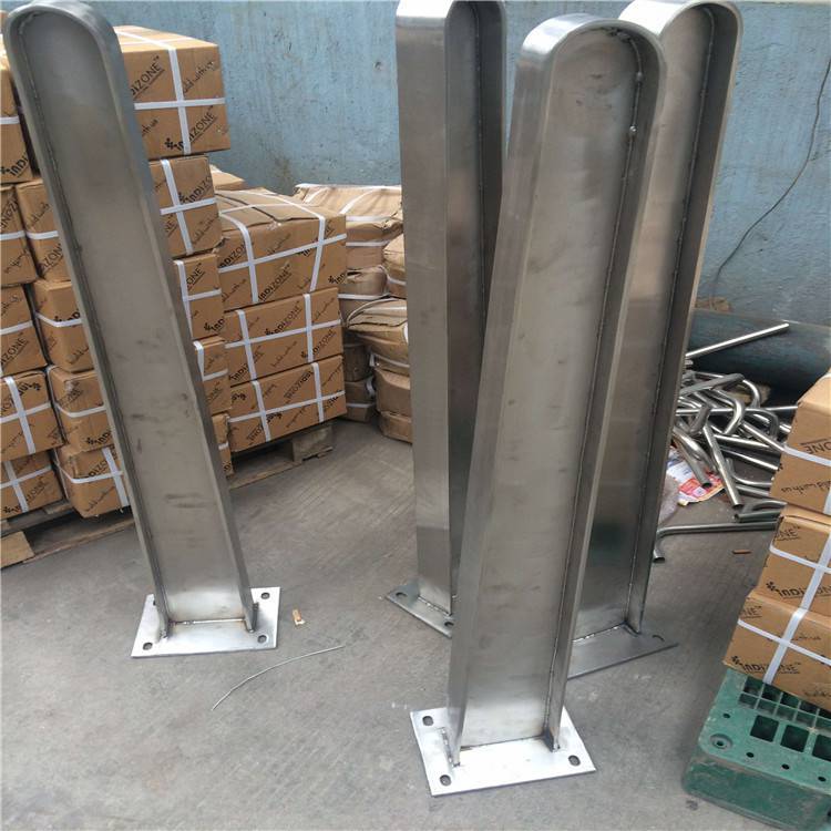 上海牛腿支架阳台挑梁报价