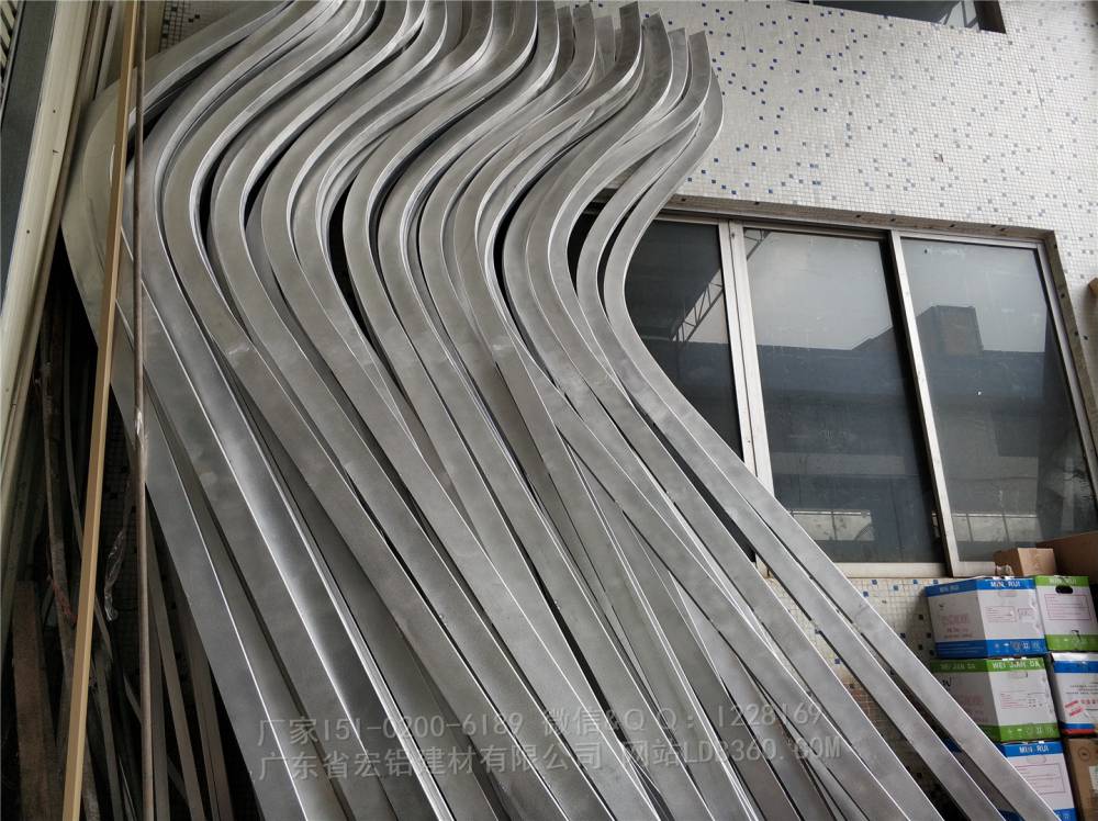 湖南木纹穿孔铝单板效果图穿孔铝单板木纹效果图