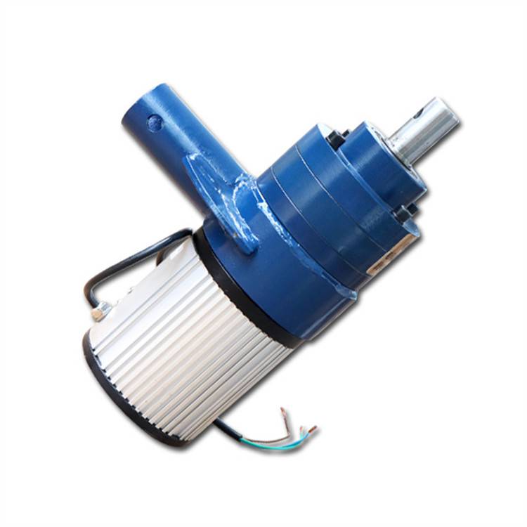 遥控卷帘机 花卉大棚侧置卷被机 家用电动卷帘机