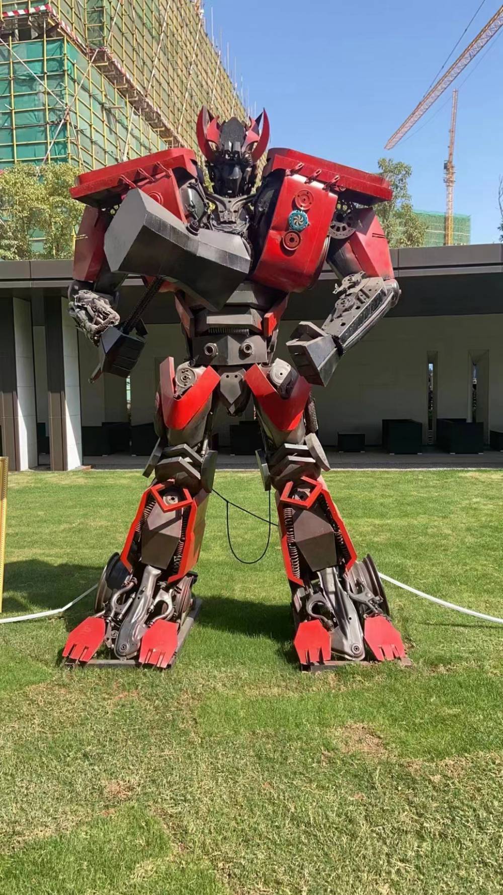 大型变形金刚 机器人雕塑模型道具出售 支持定做