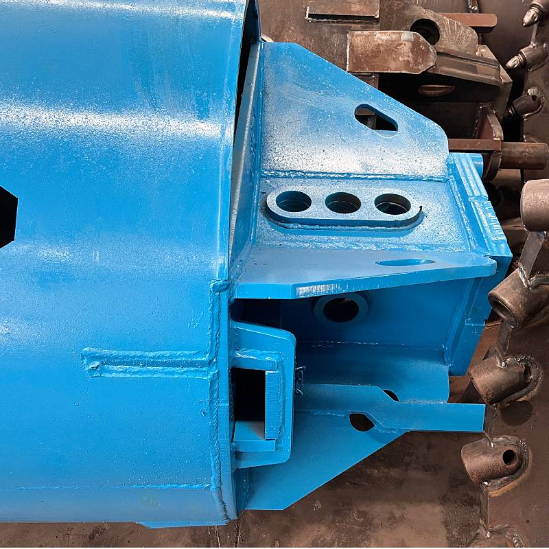 贵州旋挖打桩钻具捞沙斗旋挖捞砂斗全跟进护筒