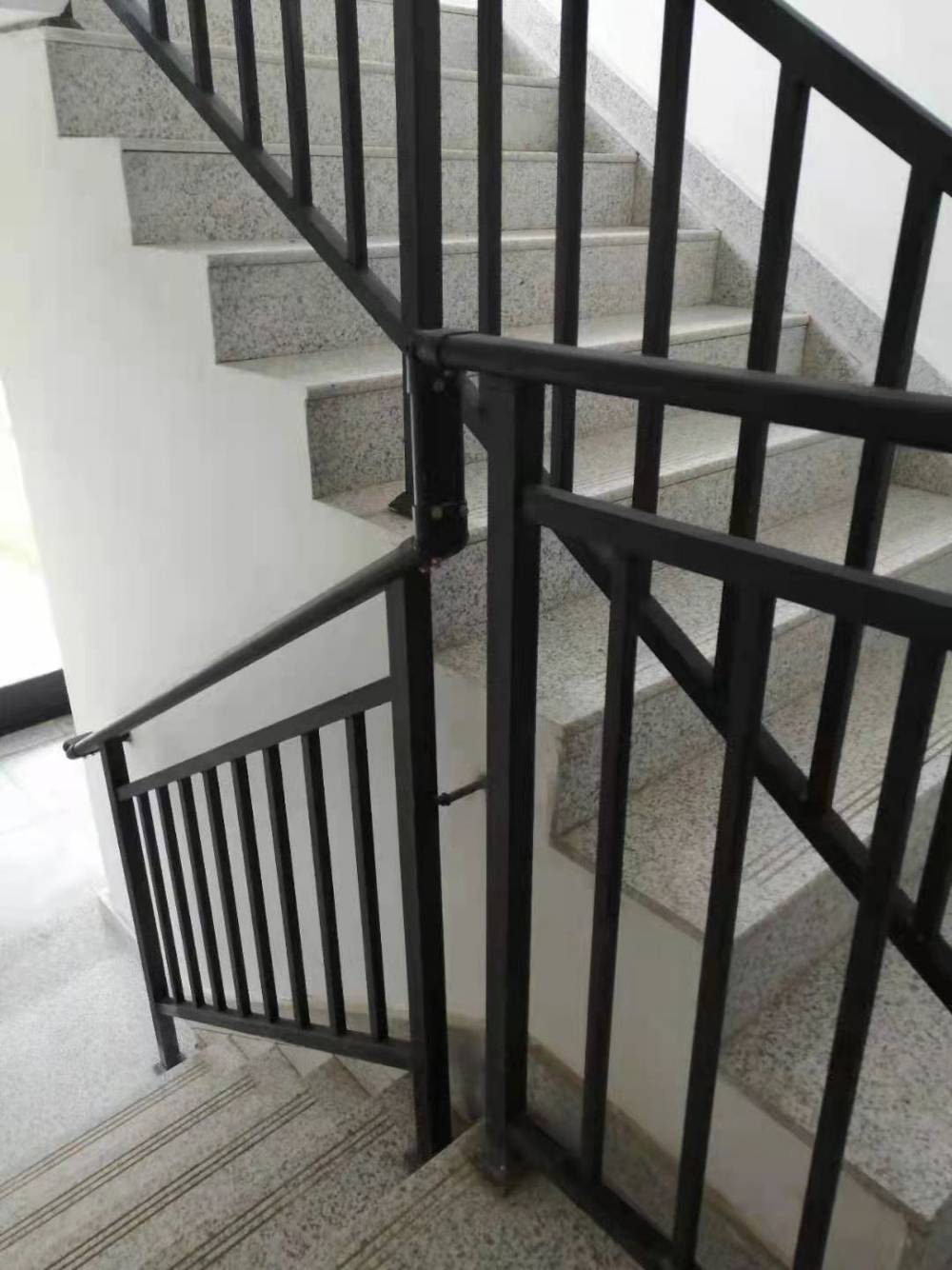 锌钢楼梯扶手 组装式楼梯栏杆