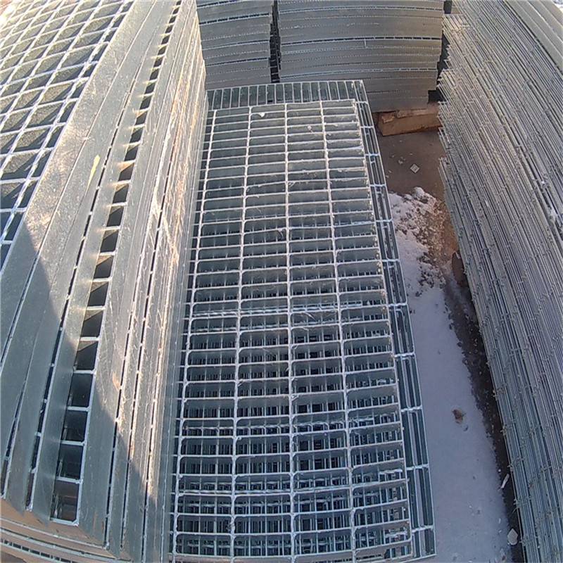 电厂钢格栅桥梁踏步格栅齿形踏步板