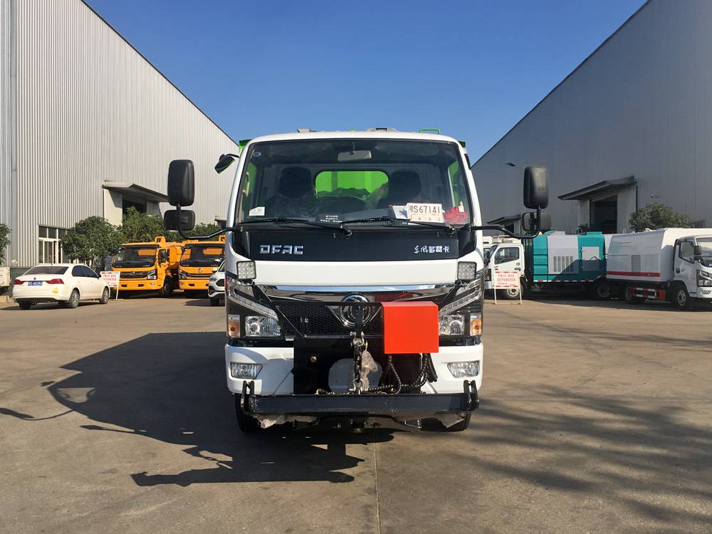 忠县道路清扫养护车_全自动道路清扫养护车_性价比高