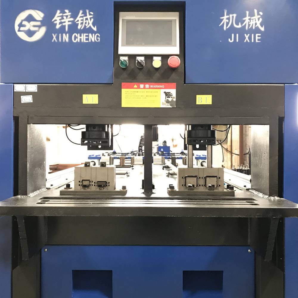 不锈钢护栏管冲孔机 管材冲孔一体机 数控液压冲孔设备