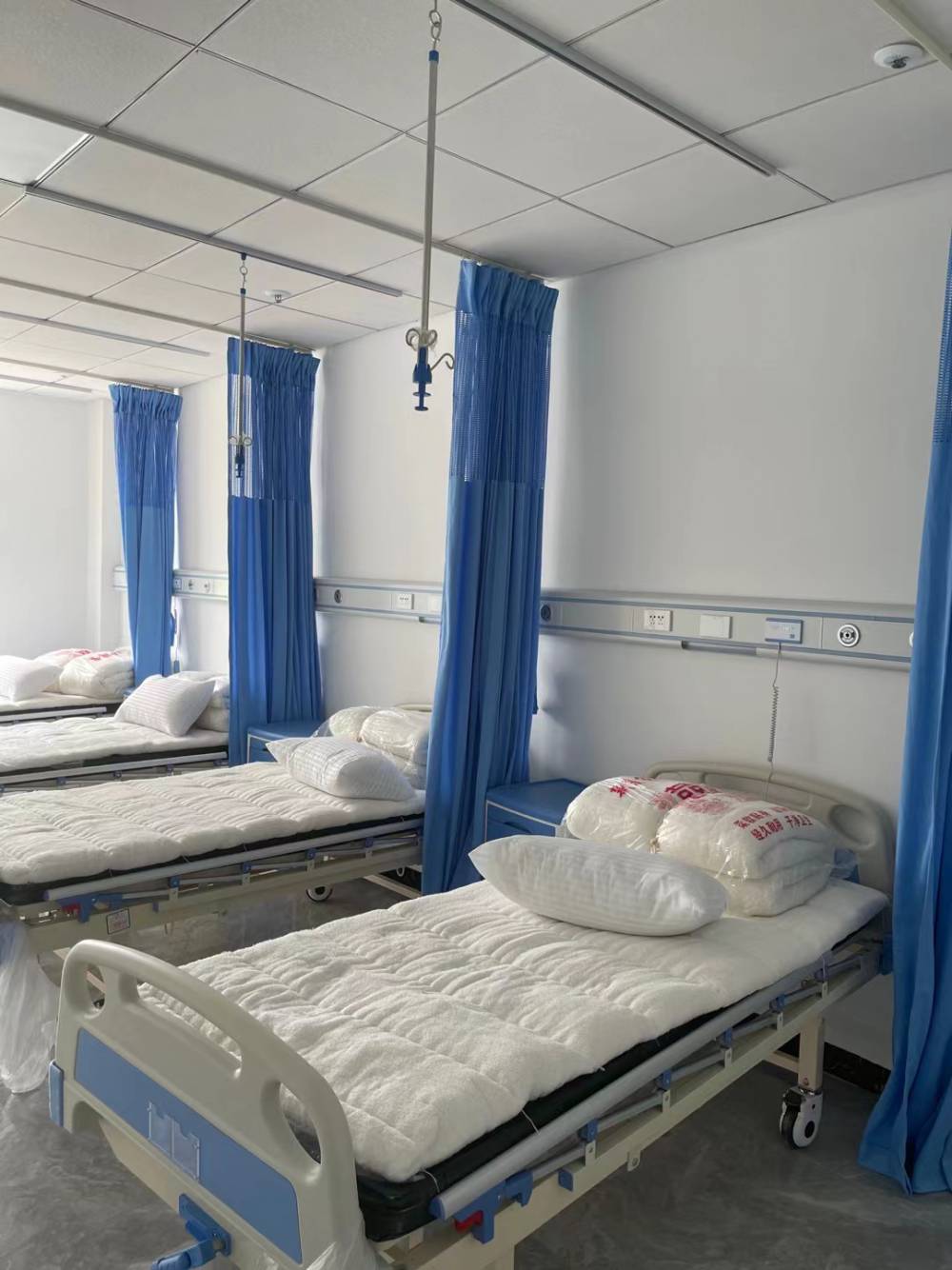 医院病房u型输液轨道o型i型输液滑轨医院隔帘轨道