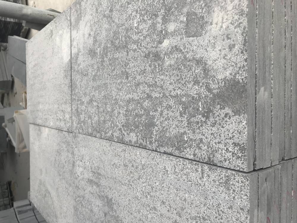 供应火烧面青石板价格量大优惠