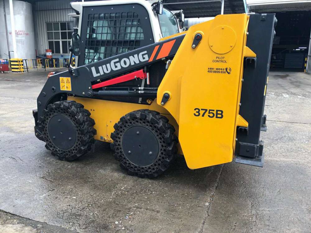 供应二手柳工375b365b滑移装载机